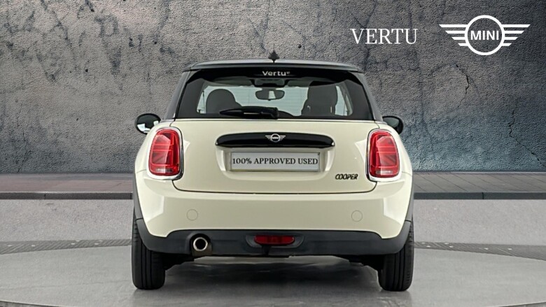 MINI Hatchback 1.5 Cooper II 3dr Petrol Hatchback